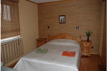 Estonie Privát Tartu, Extérieur